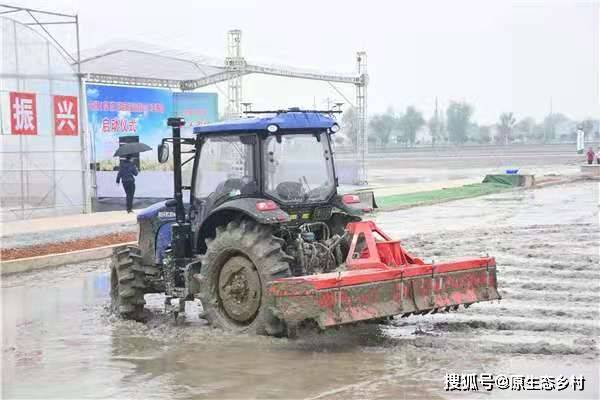 智能农业设备普及对农民生活的显著改善影响