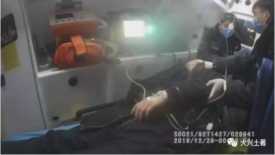 男子白酒生死劫，抢救21天的瞬间与人生反思